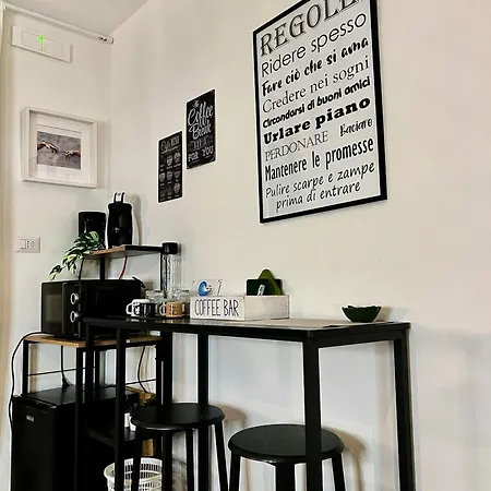 Al Mare 22 בית הארחה